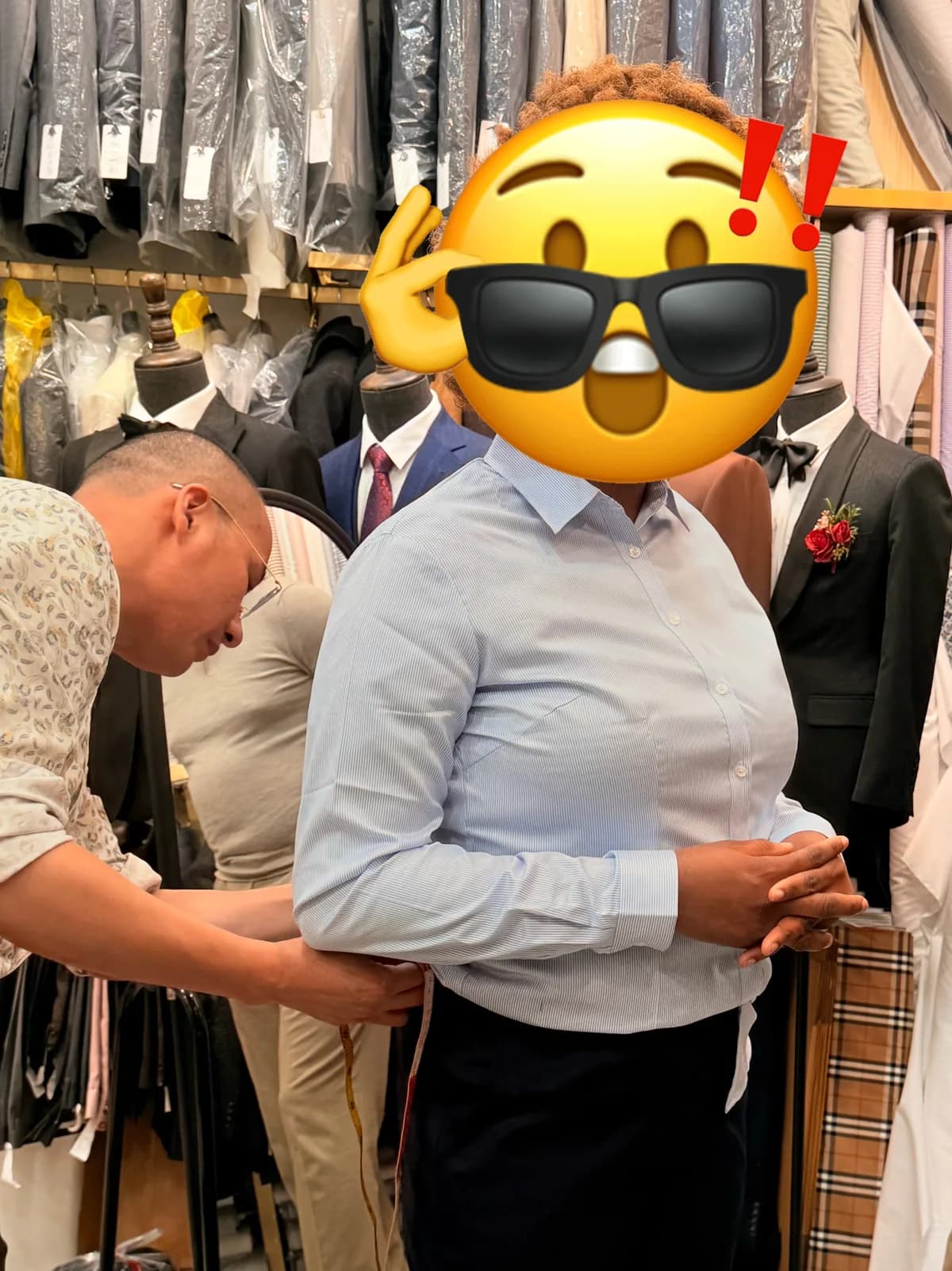 Waist measurement for a women's custom tailoring order at Wuyue in Shanghai